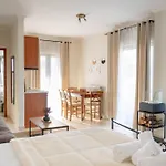 Apartamento Rokani Ii At Center Kalavryta