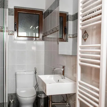 Rokani Ii At Center Kalavryta