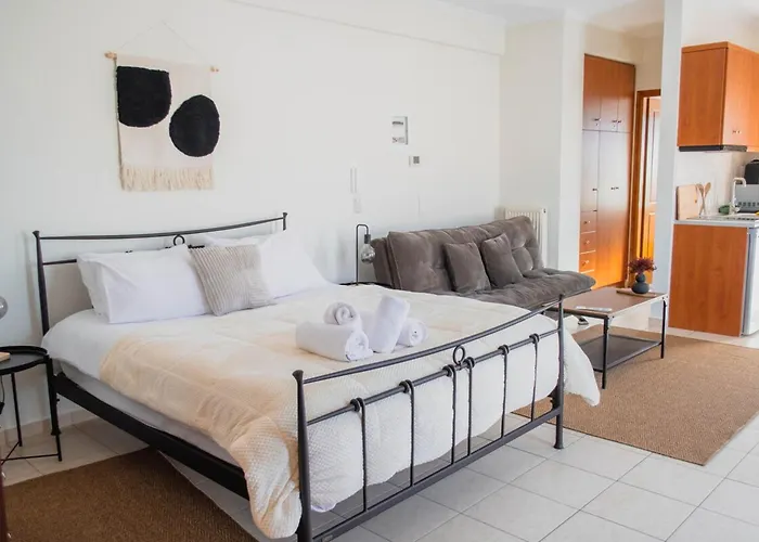 Rokani Ii At Center *