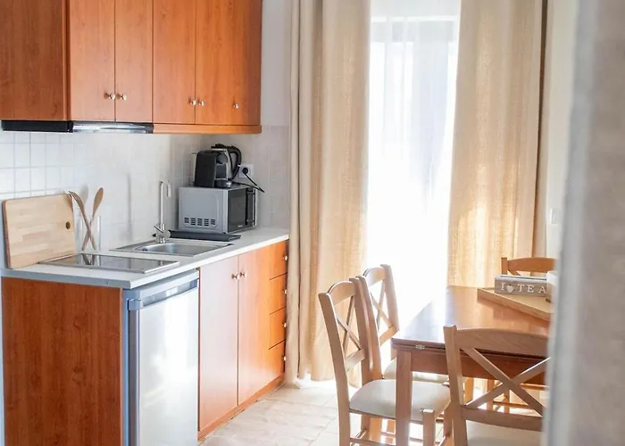 Rokani Ii At Center *